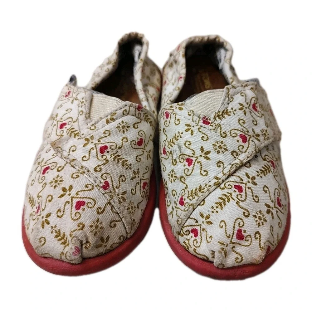 Disney TOMS It's‎ a Small World Theme Canvas Slip on Shoes Toddlers Sz 8 Youth